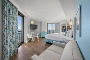 Deja View Updated King Suite with 2 Balconies Wow